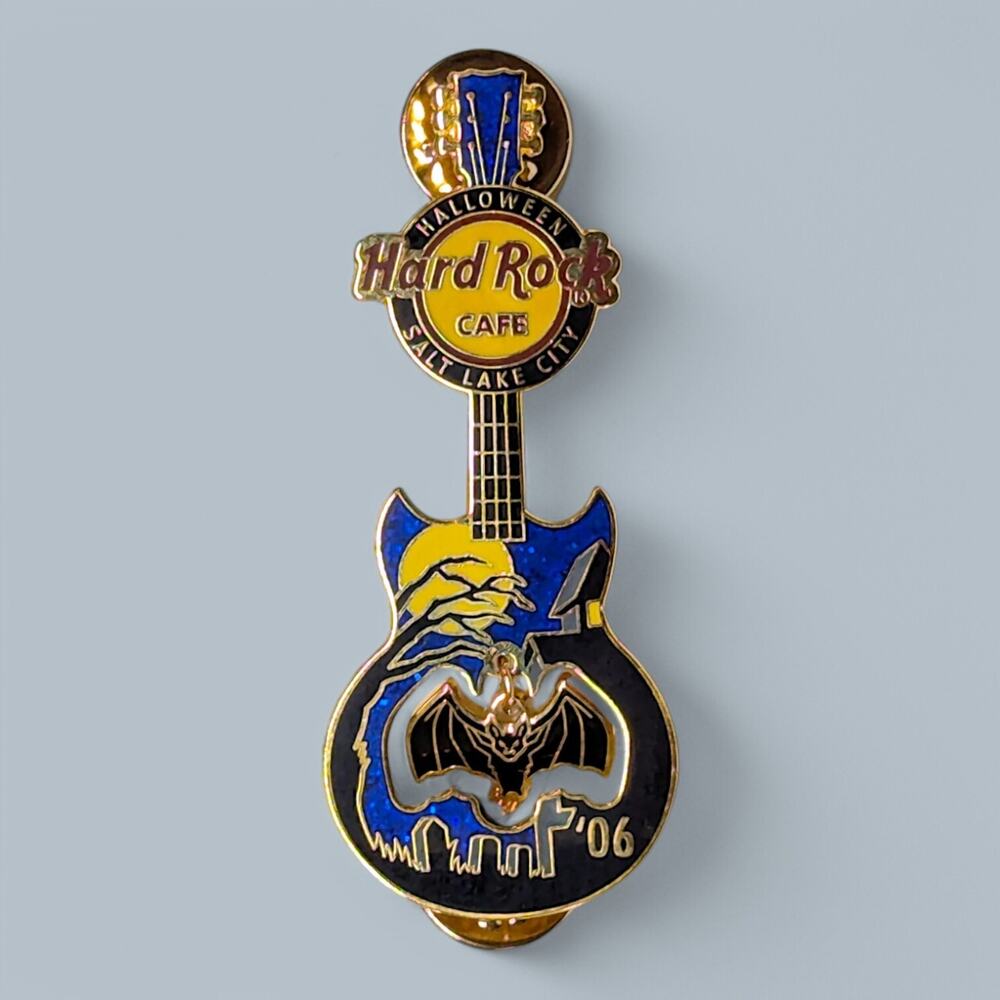 Hard Rock Pin 2006 Salt Lake City Halloween Guitar Dangle Bat